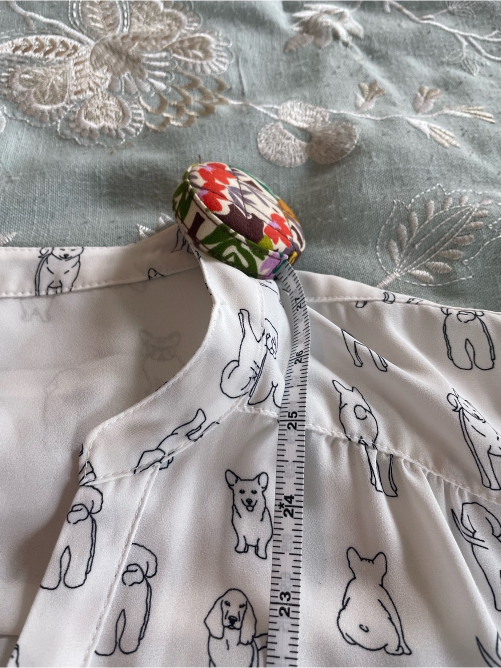 torrid Cream Tunic Top with Black Dog Outline Print - Picture 11 of 16